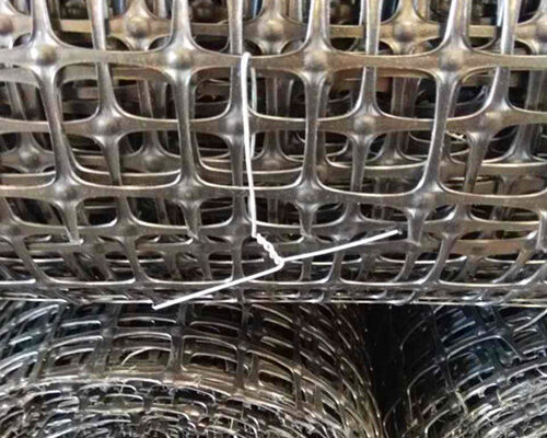 Geogrid fence